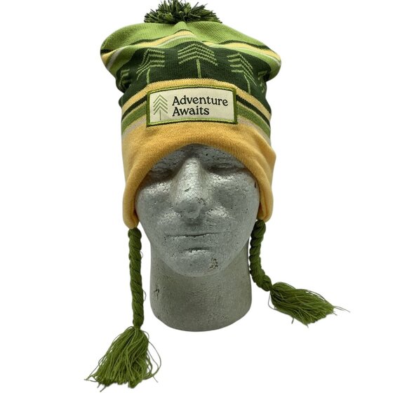 Adventure Awaits Peruvian Knit Pom Pom Winter Hat Tree Design Youth Size - Picture 1 of 5